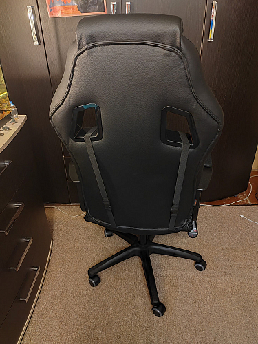 Компьютерное кресло Driver/Драйвер кожзам черный / ткань черный фото покупателя 147