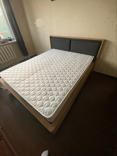 Двуспальная кровать Клауд 160х200 парящая дуб крафт золотой / антрацит фото покупателя 466