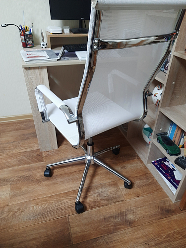 Компьютерное кресло Reus черная сетка / хром фото покупателя 22