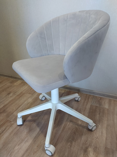 Компьютерное кресло Пард экокожа белый фото покупателя 44