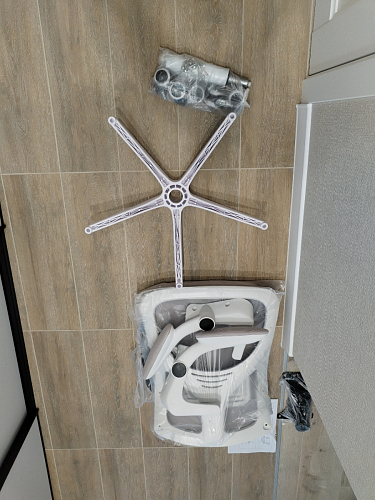Компьютерное кресло Konfi light gray / white фото покупателя 199