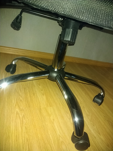 Компьютерное кресло ARANO черное фото покупателя 26