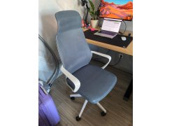 Компьютерное кресло Golem dark gray / white фото покупателя 15