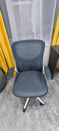 Компьютерное кресло Konfi light gray / white фото покупателя 127