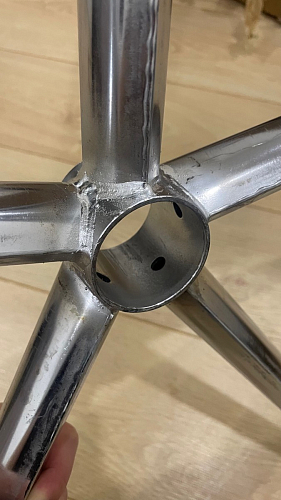 Компьютерное кресло Reus черная сетка / хром фото покупателя 75