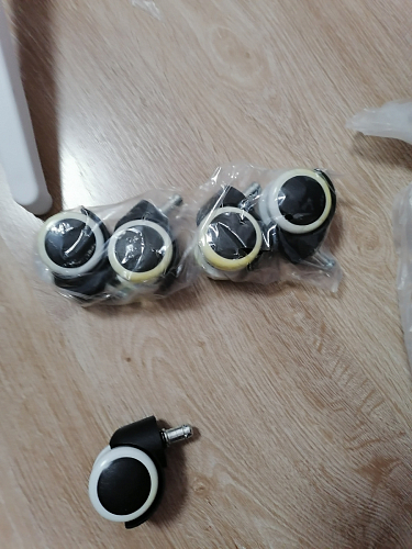 Компьютерное кресло Golem black / white фото покупателя 25