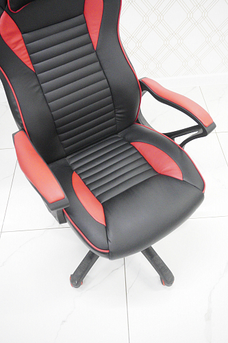 Компьютерное кресло Leon красное / черное из шоурума 3