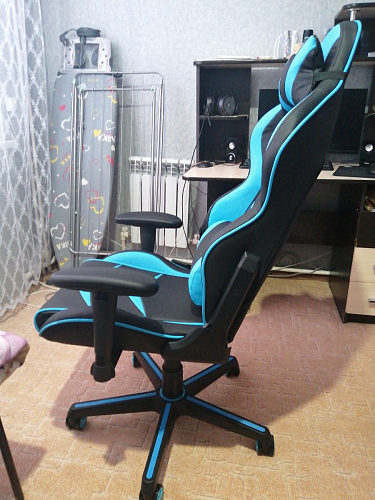 Компьютерное кресло Racer черное / бежевое фото покупателя 136