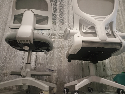 Компьютерное кресло Konfi light gray / blue / white фото покупателя 107