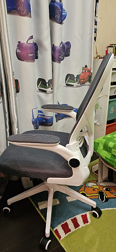 Компьютерное кресло Konfi light gray / white фото покупателя 280