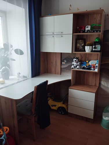 Компьютерный стол Ганор левый дуб вотан / белый  - Уцененный экземпляр фото покупателя 14