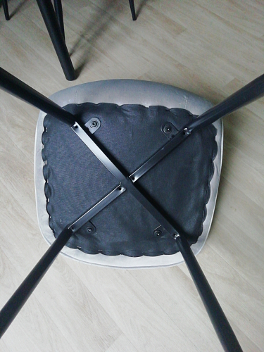 Стул на металлокаркасе Capri dark beige / white фото покупателя 84