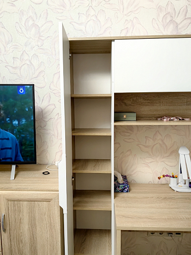 Письменный стол Комфорт 12.95 N дуб сонома / белый PE шагрень фото покупателя 64