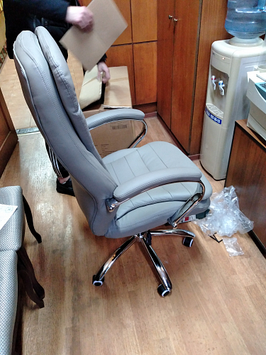 Компьютерное кресло Tomar черное фото покупателя 123