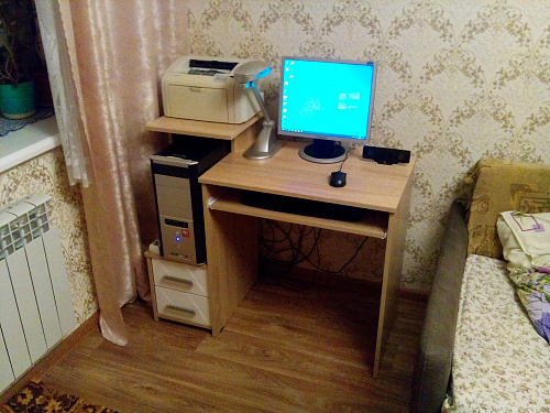 Стол компьютерный Джаз-24 правый белый фото покупателя 156