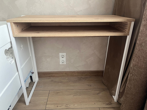 Письменный стол Лео Лофт черный матовый / дуб делано темный фото покупателя 2