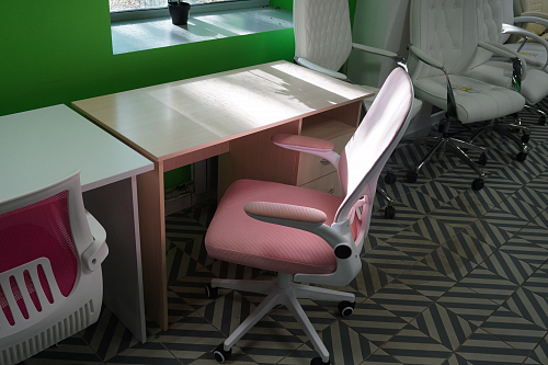 Компьютерное кресло Konfi light gray / blue / white из шоурума 5