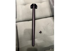 Стул на металлокаркасе Gabi 1 бежевый / черный с серебряными наконечниками фото покупателя 559