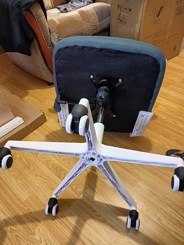 Компьютерное кресло Konfi gray / blue / white фото покупателя 59