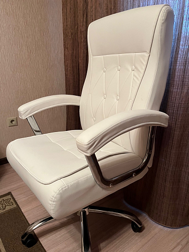 Компьютерное кресло Class white фото покупателя 48