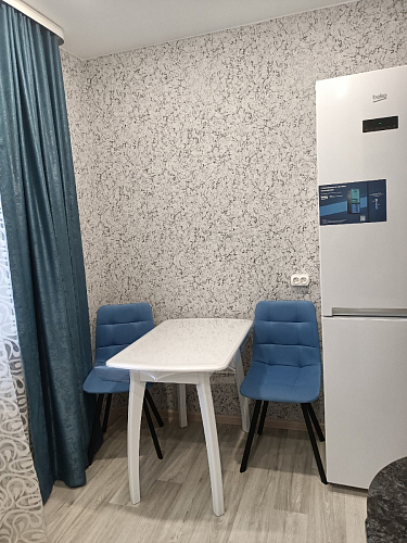 Стул на металлокаркасе Чилли зеленый / черный фото покупателя 1162