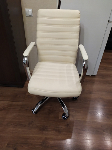 Компьютерное кресло Tongo белое фото покупателя 11