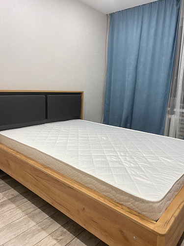 Двуспальная кровать Клауд 160х200 парящая дуб крафт золотой / антрацит фото покупателя 439