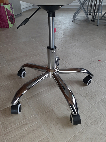 Компьютерное кресло Kolin с подушкой clear / white фото покупателя 345