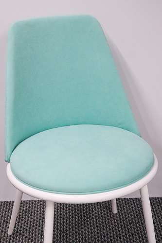 Стул на металлокаркасе Алдис катания лагун / белый матовый из шоурума 2