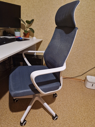 Компьютерное кресло Golem dark gray / white фото покупателя 19