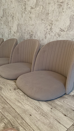 Стул на металлокаркасе Gabi 1 light blue / black / gold фото покупателя 287