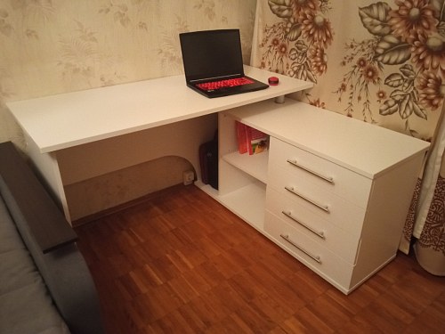 Компьютерный стол с тумбой КСТ-109 тумба слева фото покупателя 91