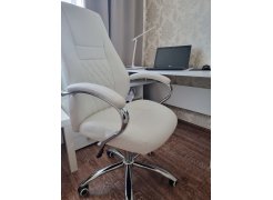 Компьютерное кресло Aragon белое фото покупателя 130