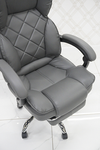 Компьютерное кресло Kolson сream из шоурума 1