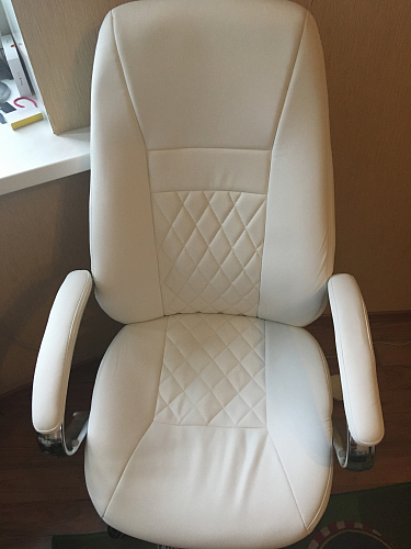 Компьютерное кресло Aragon белое фото покупателя 302