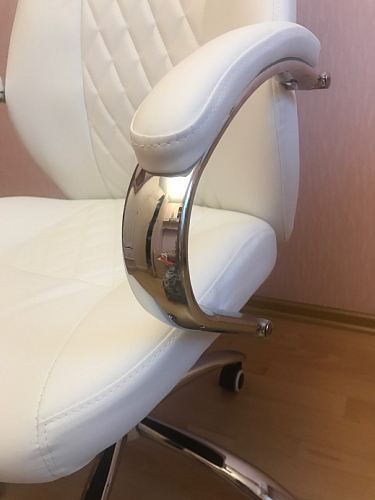 Компьютерное кресло Aragon белое фото покупателя 41