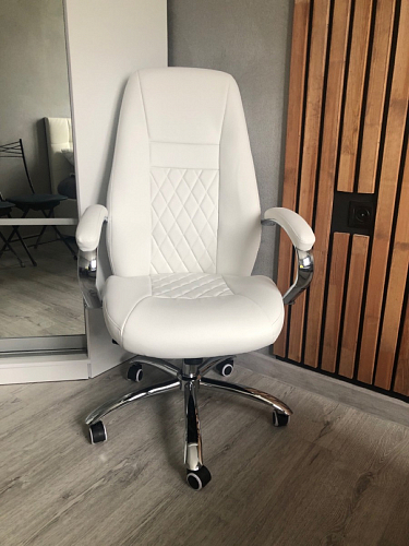 Компьютерное кресло Aragon белое фото покупателя 56