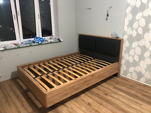 Двуспальная кровать Клауд 160х200 парящая дуб крафт золотой / антрацит фото покупателя 124