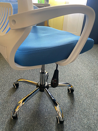 Компьютерное кресло Ergoplus light gray / white фото покупателя 31