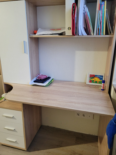 Стол компьютерный КСТ-16 бетон / белый фото покупателя 80