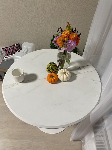 Стол Тулип 90х73 дуб вотан / белый  - Уцененный экземпляр фото покупателя 1