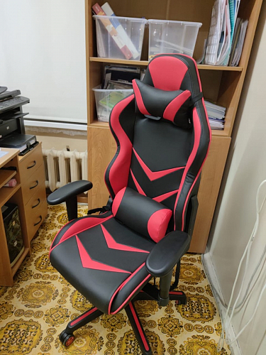 Компьютерное кресло Racer черное / бежевое фото покупателя 13