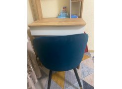 Стул на металлокаркасе Gabi 1 бежевый / черный с серебряными наконечниками фото покупателя 82