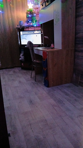 Письменный стол Комфорт 12.71 дуб золотой craft / белая аляска  - Уцененный экземпляр фото покупателя 120