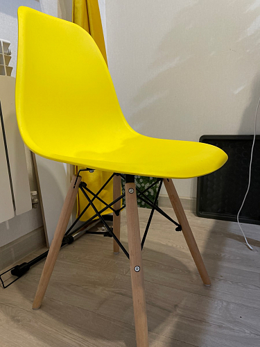 Пластиковый стул Eames PC-015 желтый фото покупателя 251