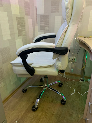 Компьютерное кресло Kolson whitе фото покупателя 30