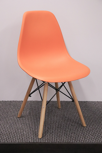 Пластиковый стул Eames PC-015 серый из шоурума 3