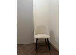 Стул на металлокаркасе Gabi 1 бежевый / черный с серебряными наконечниками фото покупателя 640