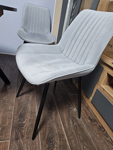 Стул на металлокаркасе Седа 360 К латте (velutto 08) / белый фото покупателя 161