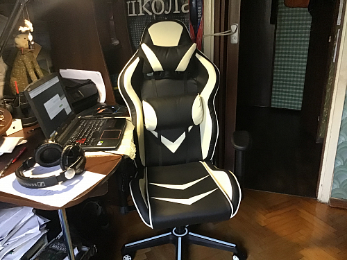 Компьютерное кресло Racer черное / бежевое фото покупателя 190